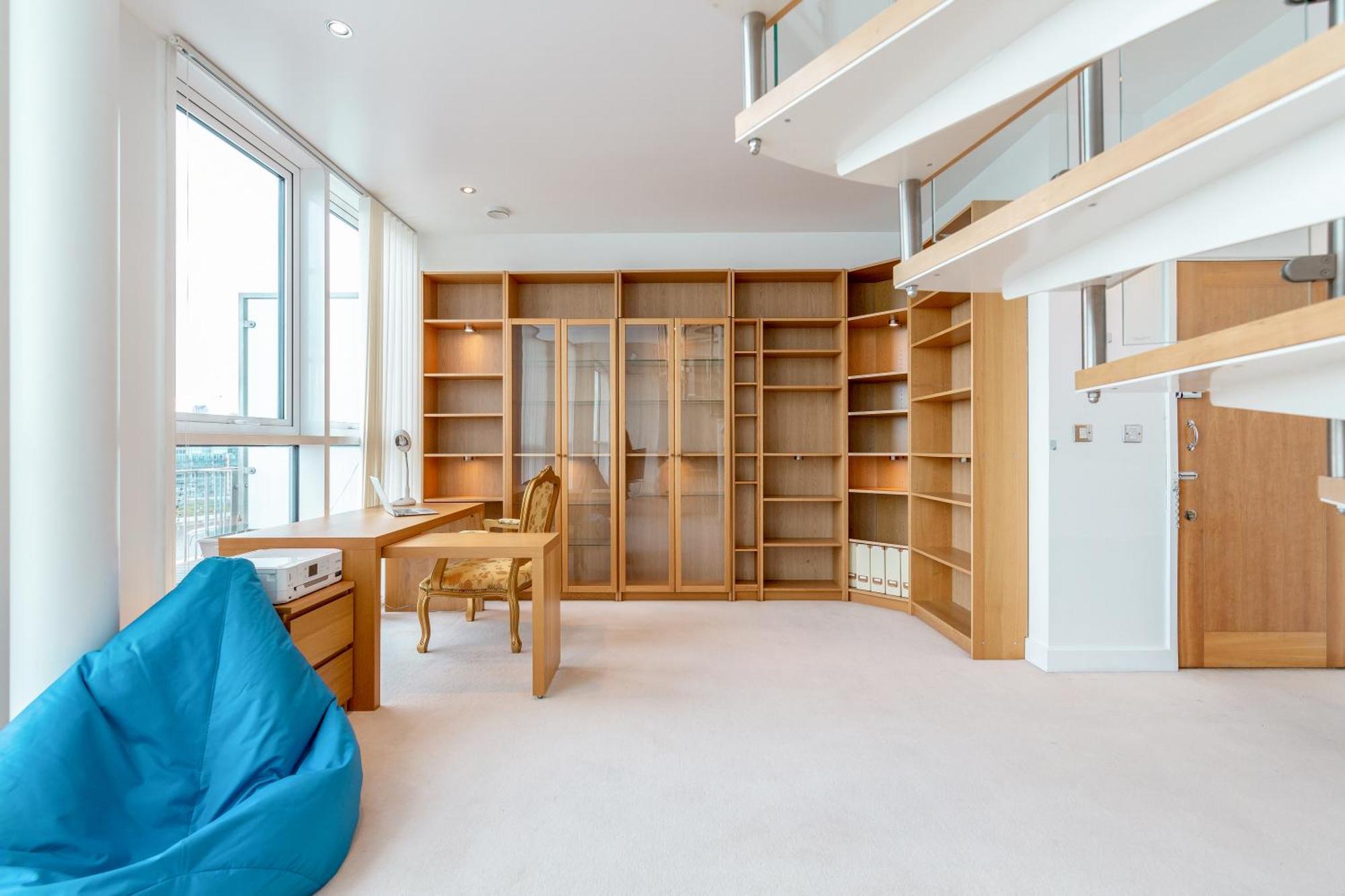 Excel Dock Apartments London Exterior photo